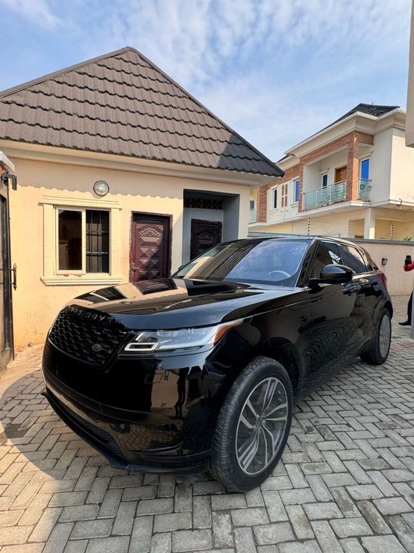 Thumbnail 3 of 2018 Land Rover Velar Range Rover Velar